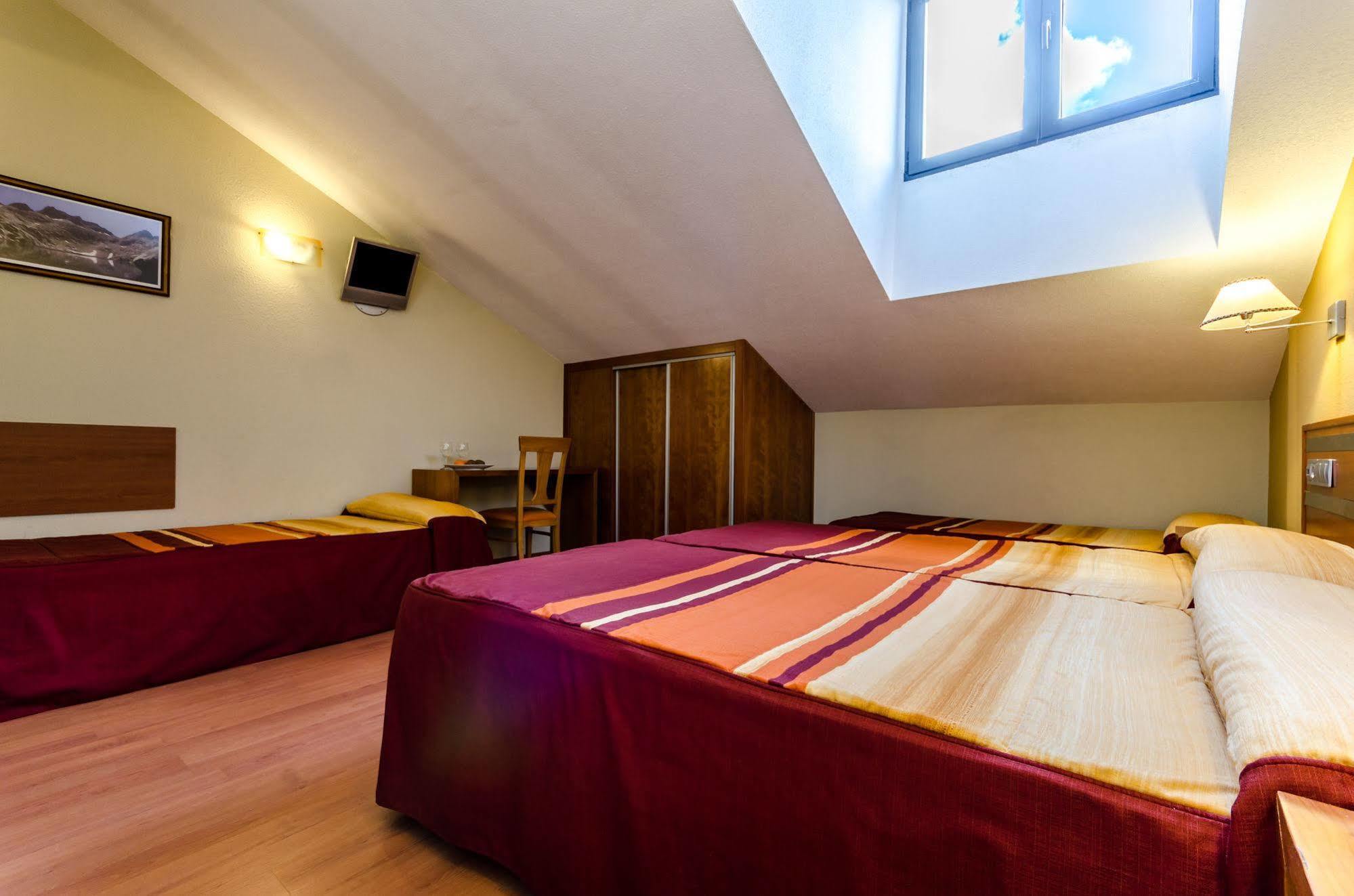 Hotel Ele Mirador De Santa Ana Ávila